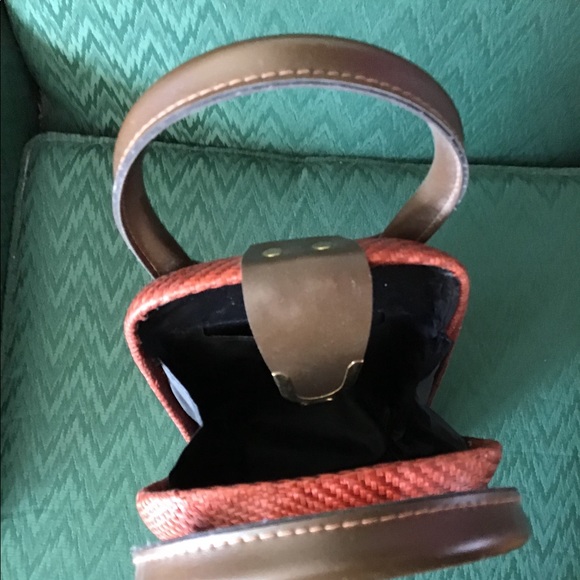 Handbag - Picture 4 of 5